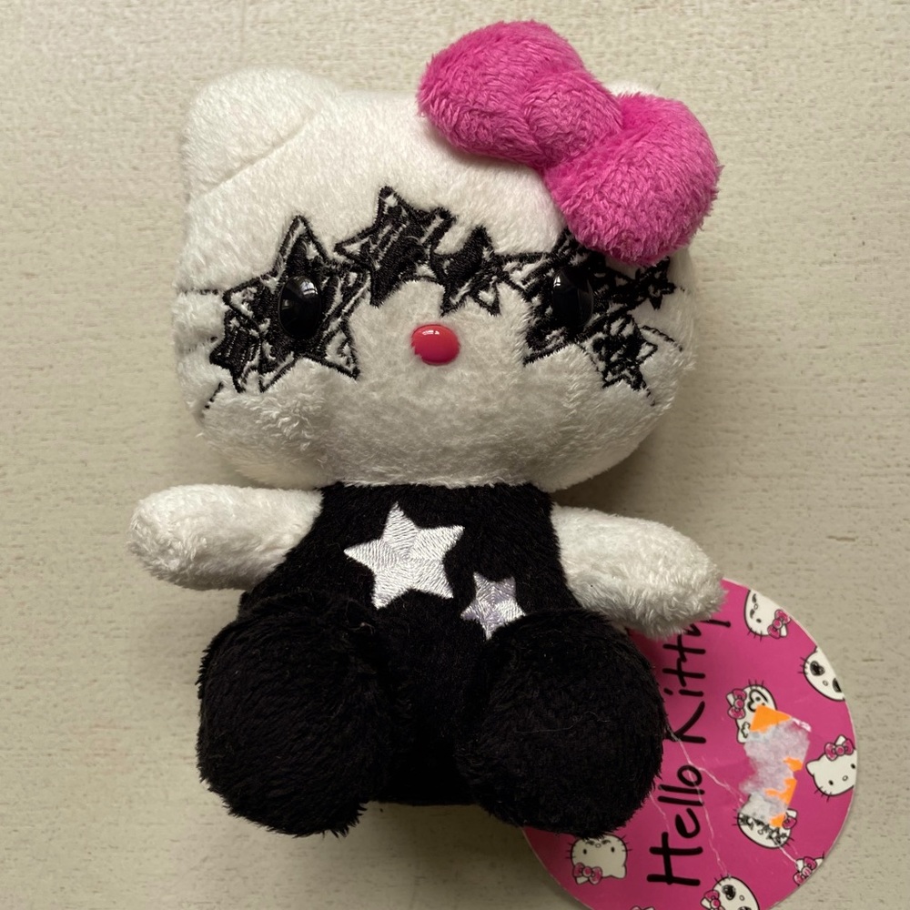 Hello Kitty plush rock star ⭐️